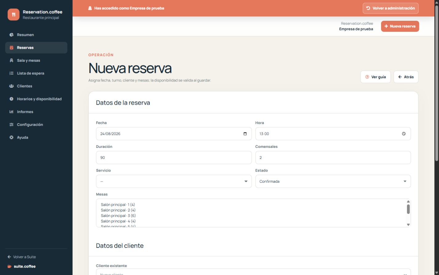 Formulario de reserva con horario, comensales, mesas y datos del cliente.
